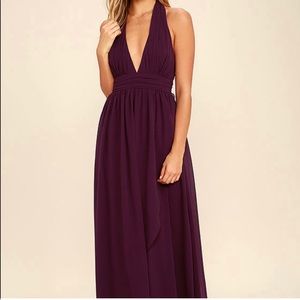Lulus purple halter maxi dress never been worn M